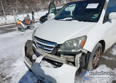 2005 Honda Odyssey Ex-L z USA, uszkodzony, nr VIN 5FNRL386X5B000718